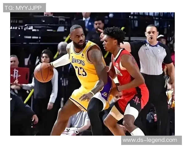 湖人快船再度交锋激战在即球迷期待精彩对决与巅峰对抗